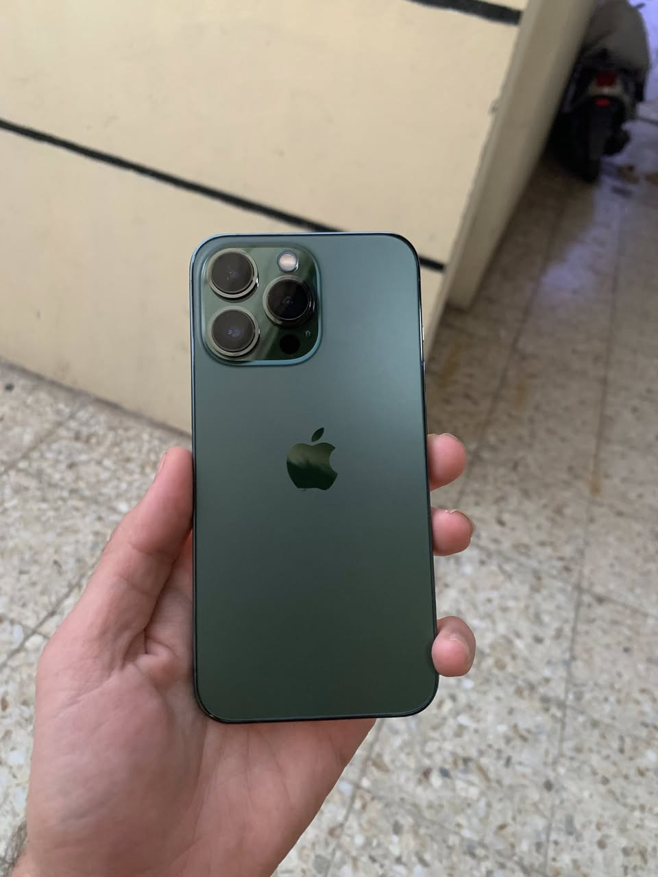 13 بروزغير 256 جهاز جديد لوك كله شغال مسج ابل بطاريه 94 بلاد السعر 520 قفله شراي خاص بلديات *********** فقط بيع بغداد
