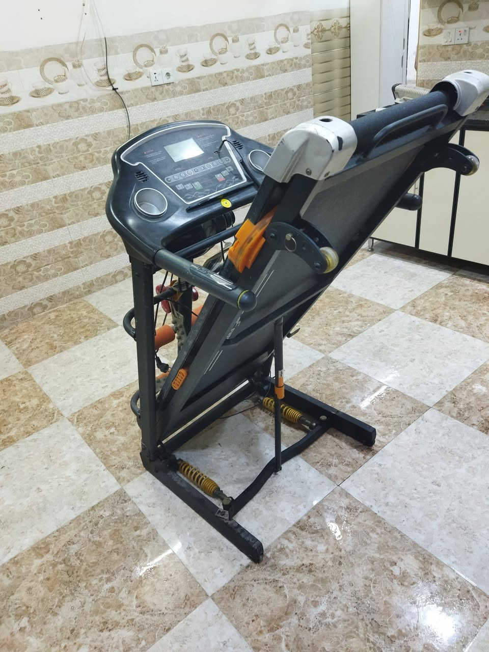 جهاز مشي للبيع شغال اكثر من حركة اخو الجديد السعر 140 الف مع فارة غسل سعرها 65  ميز طعام ستة كراسي 75 مرشحه مطبخ 50 مكانه حي الخضراء


**إذا كنت صاحب هذا الإعلان وتريد حذفه لأي سبب، رجاءا أرسل رسالة إلى الدعم الفني**