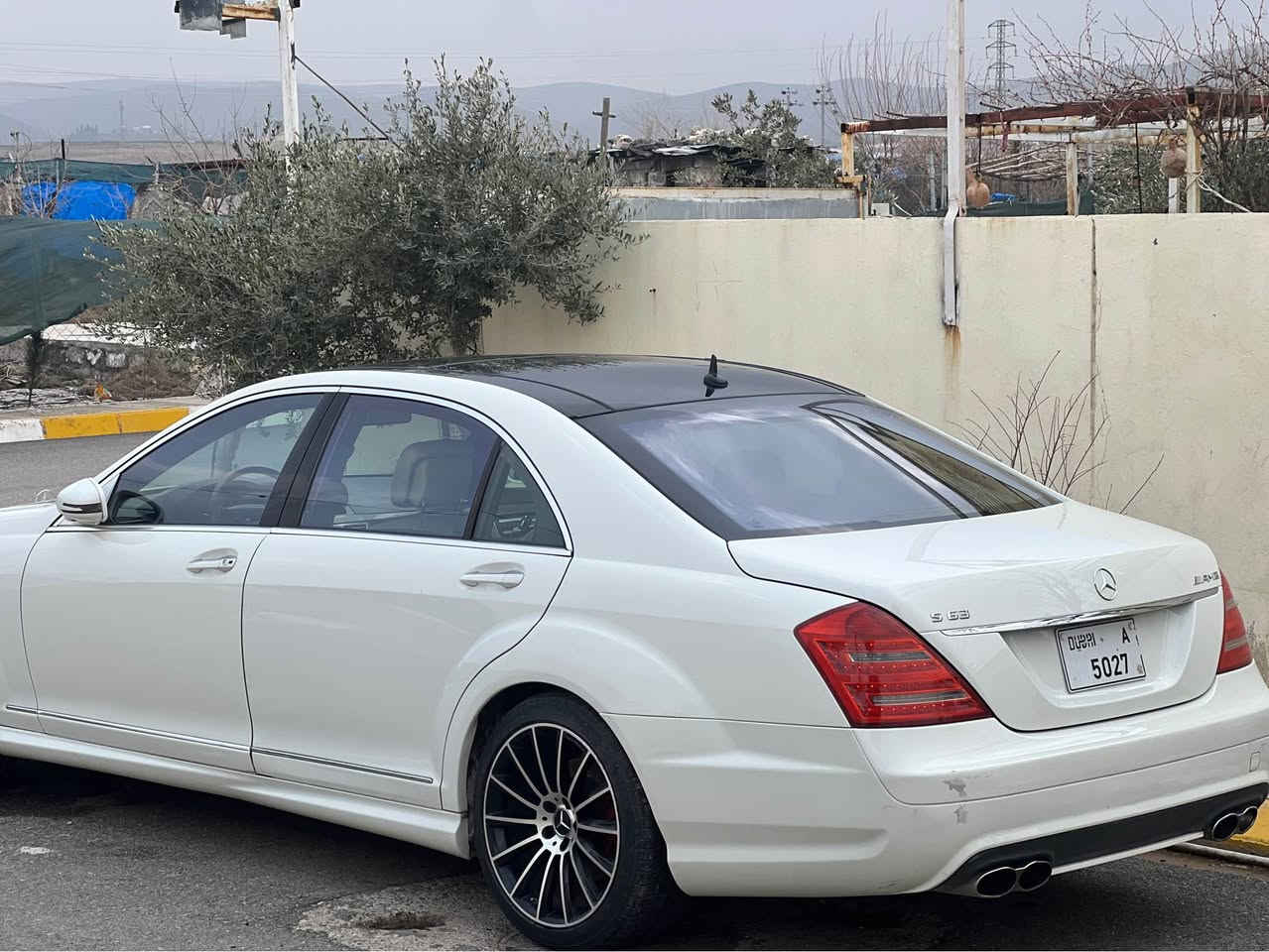 mercedes Sclass 550

مۆدێل 2009کراوەتە2013 قەپات مواسەفات درگا لارج پانۆراما هەرچوار کوشن ساردو گەرم و کارەبایی کوشن مەساج ڕادار ٥ پەردە سیستەم ساڵۆنسای AMG 

سەیارەکە مواسەفات خەلیجییە 

دوپارچە بۆیاخ عێراقی هەیە بێناو گرتن

کۆدی بۆکراوە

سعر ٩٥ شمشمل, السليمانية


**إذا كنت صاحب هذا الإعلان وتريد حذفه لأي سبب، رجاءا أرسل رسالة إلى الدعم الفني**