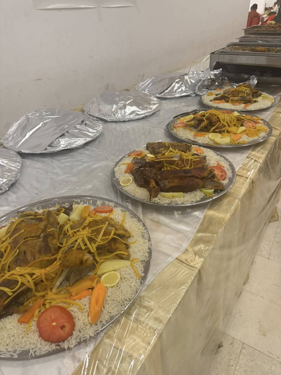 🕋 اشتاقت الروح.. وناداك بيت الله! 🕋
​بين السعي والطواف، ولحظات الخشوع أمام الكعبة، تأتي لحظة الوقوف في الروضة الشريفة لتكتمل بها راحة القلوب. استغل عطلة الربيع وانضم إلينا في رحلة إيمانية متكاملة 
​عرض العمرة الاستثنائي 
​رحلة تجمع بين القرب، الراحة، والروحانية بأسعار تنافسية.
​🗓️ تفاصيل الرحلة:
​الموعد: انطلاق الرحلة بتاريخ2/2 (عطلة الربيع).
​وسيلة السفر(بر)
​السعر 900الف
​🏨 برنامج الإقامة المتميز:
​المدينة المنورة (ليلتان): إقامة في المنطقة المركزية لضمان القرب من الحرم النبوي.
​مكة المكرمة (5ليالي): إقامة في محبس الجن (خدمات فندقية مريحة) وجبات طعام 3وجبات بنظام البوفيه المفتوح ​ المتعهد محمد عايد الشمري واسط العزيزية شارع الخليج مضارب مول
***********
