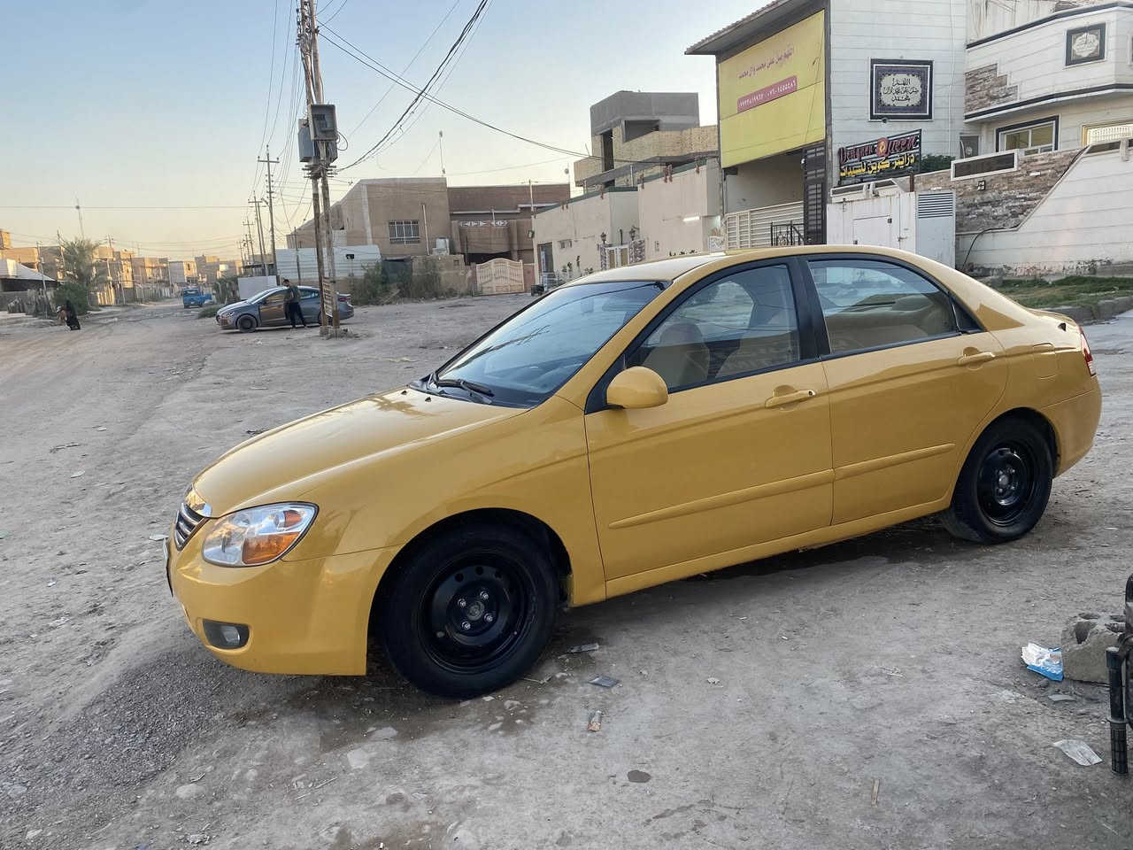 سبكترا 2009 امريكي  محرك 2000دوش بااسمي ضربتها شبرين يم قبق البانزين بدون دواخل ورقم انكليزي كربلاء ومصفره هيئه ومحركها وكيرها خير من الله للاستفسار *********** 
ومكانها بابل مجسر الثوره
