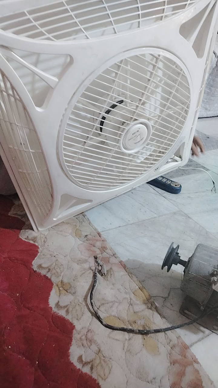 ماطور مبردة سرعتين مال مبردة برفاب وسط ومروحة مال سقوف ثانوية علفحص


**إذا كنت صاحب هذا الإعلان وتريد حذفه لأي سبب، رجاءا أرسل رسالة إلى الدعم الفني**