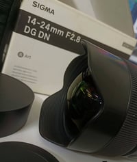 عدسة وايد 14-24 فتحة 2.8 ( الارت ) وايد انكل  . السعر خاص العدسة موجهة...