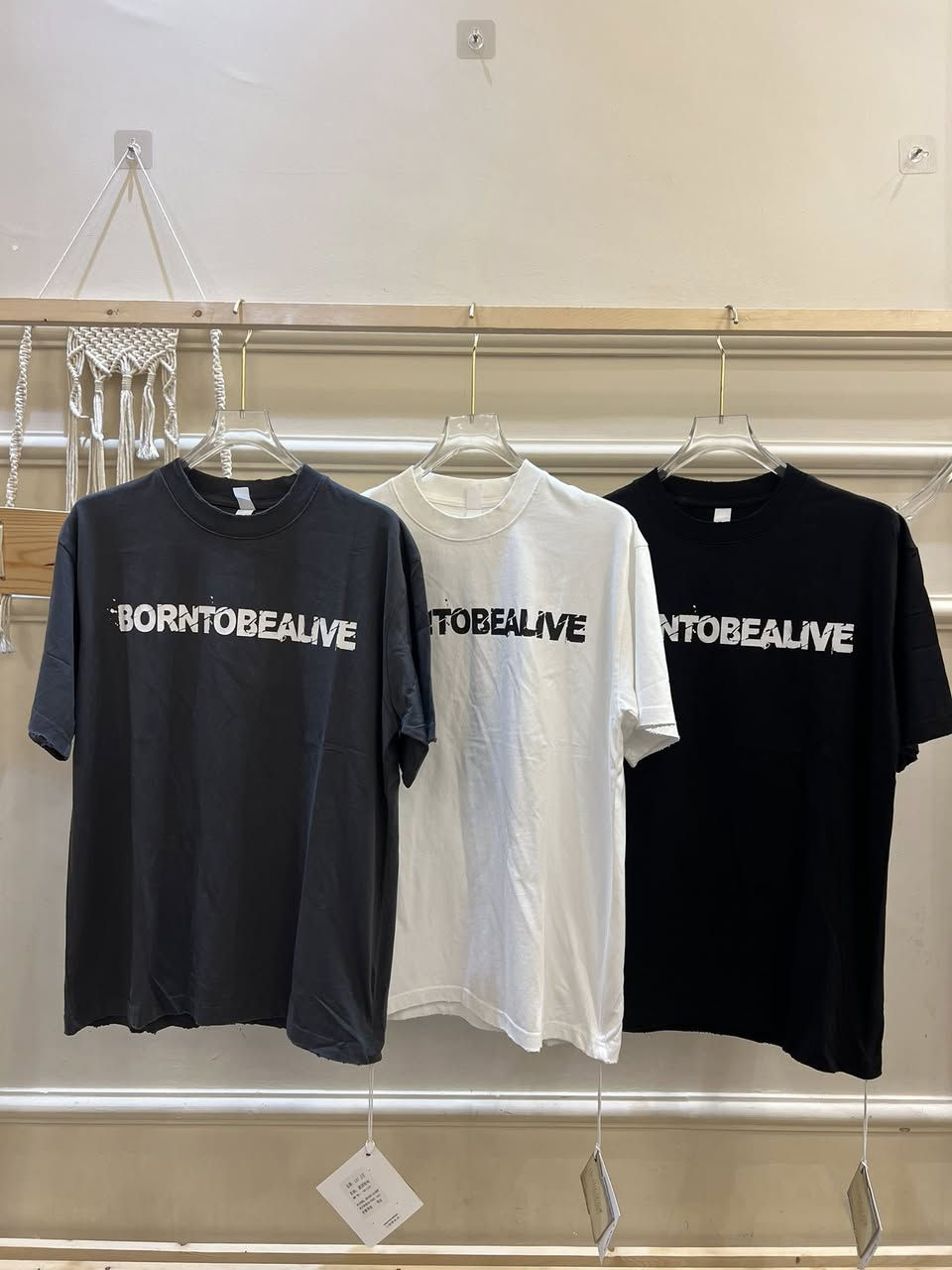 ازياء امير عزيز 
واسط العزيزية شارع الخليج قرب مطعم اولاد سلمان 
بديات ماستر كوالتي قالب هاف 
L-xl-xxl-3xl-4xl


**إذا كنت صاحب هذا الإعلان وتريد حذفه لأي سبب، رجاءا أرسل رسالة إلى الدعم الفني**