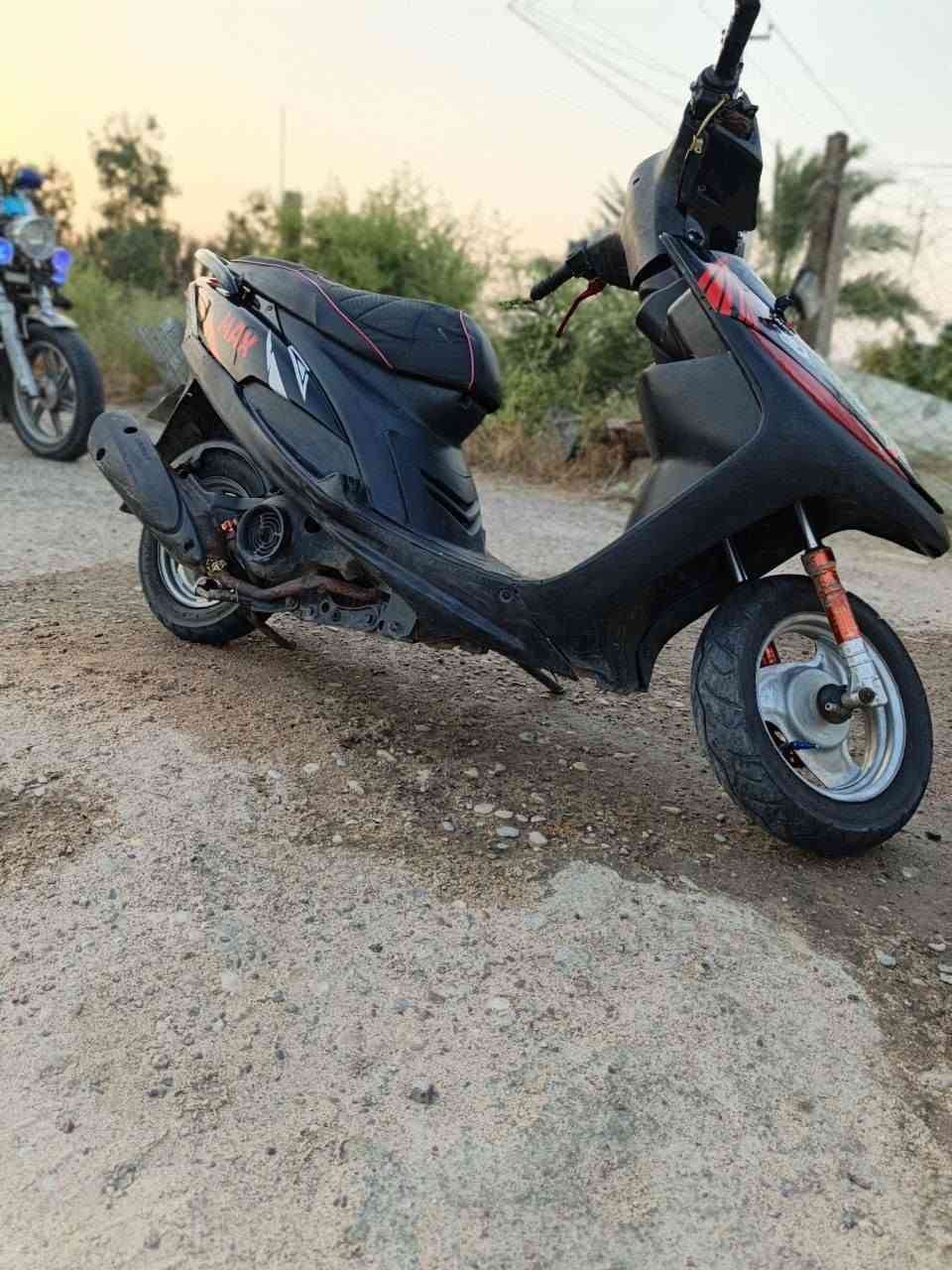 السلام عليكم ماكس عدلي للبيع دراجه نظيفه وحلوه سلف نقره هندر نقرا بوشه 49 خاتم واحد مفتوحه مره واحده بكاني البصره الكرنه الثغر (سعر 550بي مجال الطيبين) ***********
