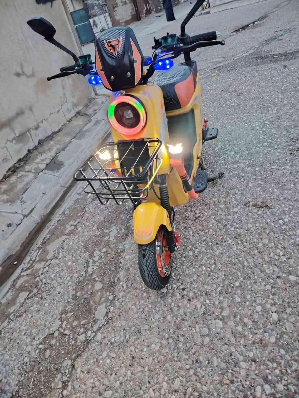 درجه شحن للبيع موديل 2026 فول مواصفات مستخدم شهر واحد سعر 450 بي مجال ***********
