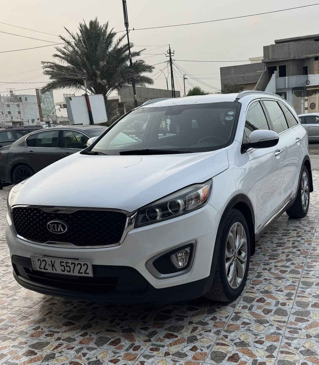 سورنتو  وارد امريكي كلين تايتل 
موديل 2018 
محرك GDI تيربو  
فور  ويل 
خمسه راكب 
اشارة ترحيب 
كامرة خلفية 
ماشي 190 الف كيلو متر حقيقي 
محرك + تخم تاير جديدة 
بيه حادث داخل العراق  بين البابين جهة السايق موضح بالصورة 
بأسمي  
رقم اربيل  
السعر 170 $ وبيه مجال للشراء 
العنوان  صلاح الدين - مدينه بلد  
***********
***********
