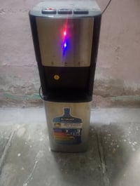 براد • مستعمل • نظيف