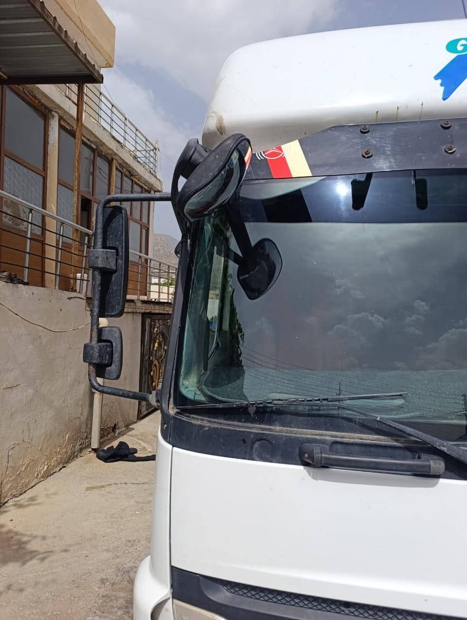 اتيكو موديل 2005مكفوله من كل شي مكان اربيل *********** 

***********بي واتساب
