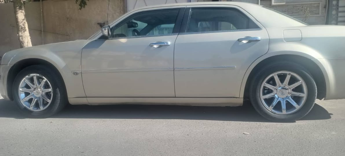 للبيع متومه اربيل.  مكان السياره كربلاء
محرك هيمي فول موصفات  سعر ٤٧. 

***********
