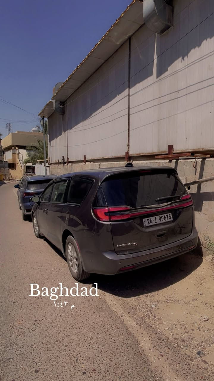 كلايسلر باسفيكا موديل ٢٠٢٣
▪️الضرر موضح بلصوره 

▪️سياره بجم و خلفي كبس 

▪️ارباك سليم 

▪️ سياره مرقمه دهوك شرط التحويل

▪️مواصفات turing L

▪️💵سعره ١٨٠ مجال قليل جدآ 

☎️واتساب ***********
