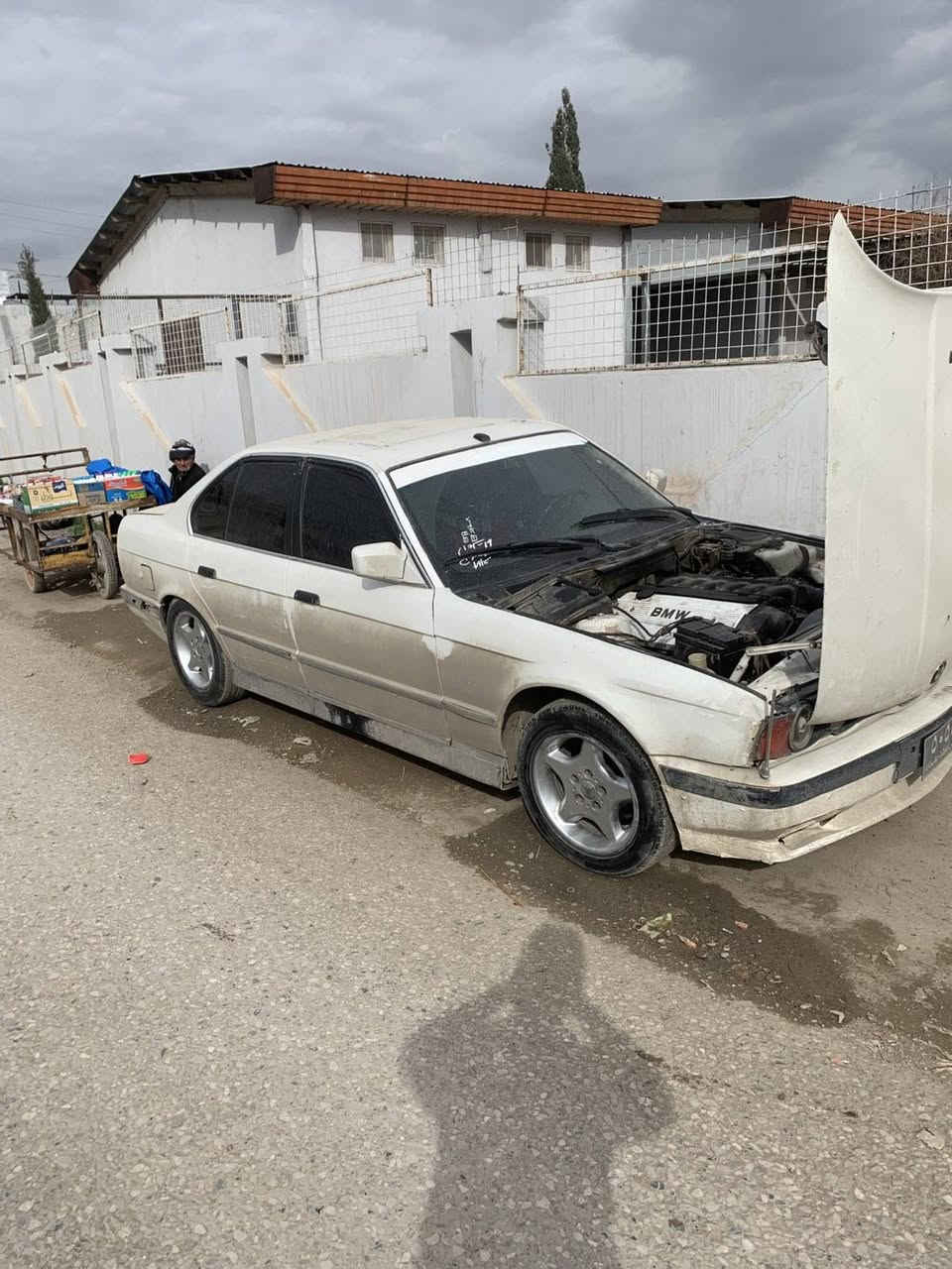 Bmw 1991 525 هەموو گیانی بە شەرت بەقەت ٨ بستۆنی بەقوەتە علوجە  
سلیمانی جوابی چات نادەمەوە *********** 16گەڵاو معامەلە السليمانية, العراق
