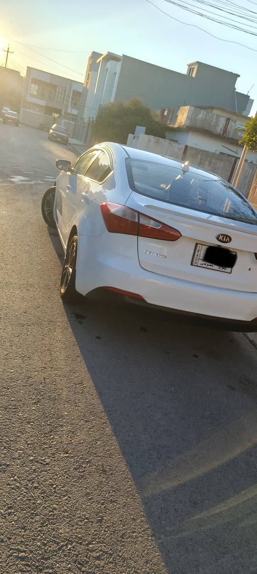 السلام عليكم
للبيع كيا سيراتو 2016، استعمال شخصي ونظيفة جداً، مكيف ثلج ❄️، المحرك والكير بحالة ممتازة، لايتات زينون أصلية، كاميرا دوّارة، شاشة آيباد.
السيارة ما تحتاج أي مصرف شرط التحويل والضرر موضح بل سونار المرفق بالصور ، السعر 126 وبيها مجال بسيط
العنوان موصل الجانب الايسر حي البكر 
***********
***********
