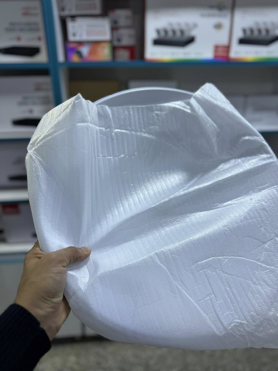 السلام عليكم توفر من جديد بور بيم جديد اصلي وليس مقلد ومستخدم***********
جديد نقص محوله فقط 
مستخدم نضافه عاليه 
كميات خير من الله *********** توصيل لكل العراق
