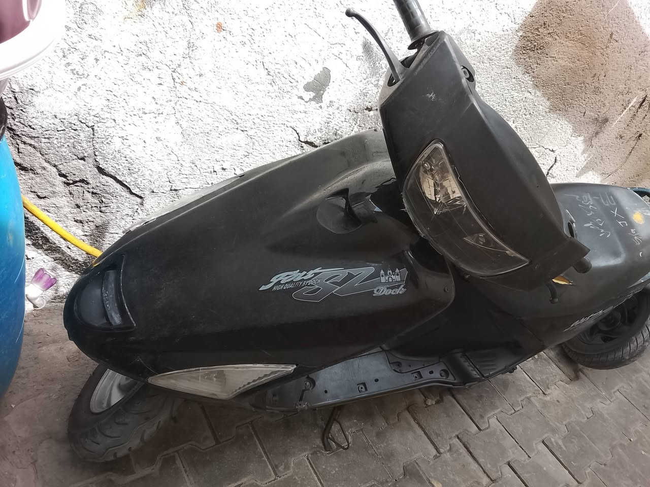 دراجه فراشه كلشي شغال بيه سلف شاير لايت وكلشي بيه بلاد وختم واحد قفل سكان شغال ماعده الكيلو متر نكطع وايره صوت المكينه ناعم مشي ونهضه خير من الله عنواني بصره سعر250وبيه ي ستفسار رقمي موجود ***********
