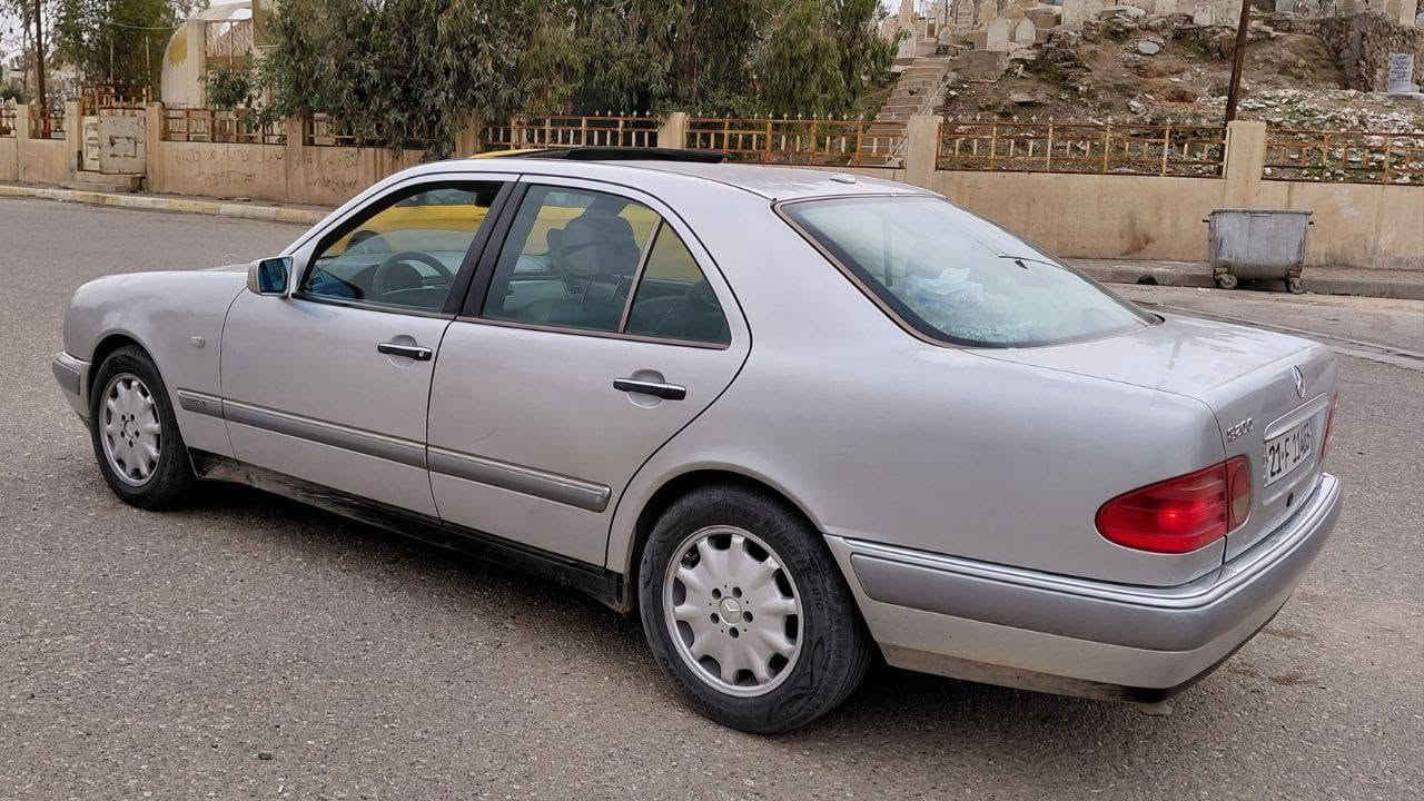 سلام عليكم ام عيون للبيع موديل 99بيهة قطعتين صبغ فول مواصفات كشنات.كهربائي محرك خراطيم 4سلندر سياره كله شرط كهربائيات تبريد محرك سياره عليه ادامه كامله بيهة دفتر بانزين رقم سليمانيه هزه جديد سياره خير من الله سياره مكانه كركوك رقم ***********
