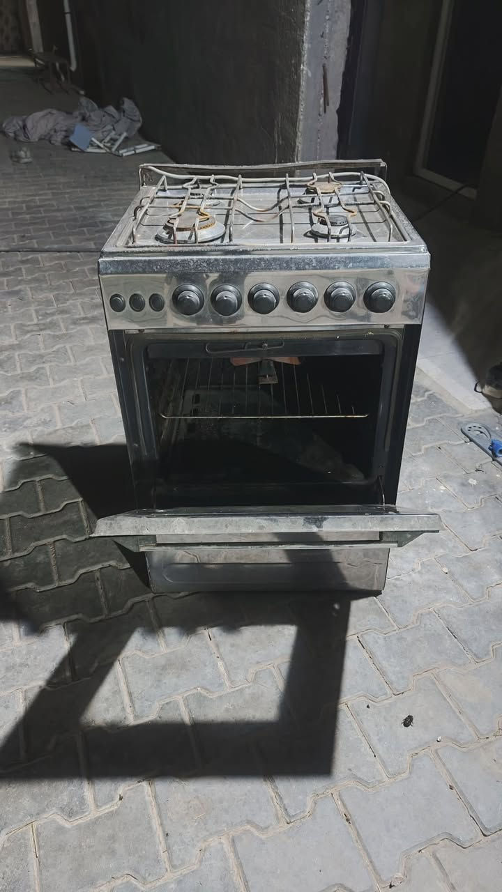 طباخ للبيع
نضيف العيون شغالات 
والفرن شغال 
رايده ب 75 وبي مجال


**إذا كنت صاحب هذا الإعلان وتريد حذفه لأي سبب، رجاءا أرسل رسالة إلى الدعم الفني**