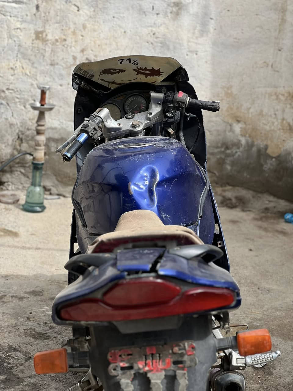 السلام عليكم شباب عندي هاي القرش طافيه صار صوت بل مكينه مال بكن ابيع كوم حديدسعر 400 )***********مكاني بغداد
