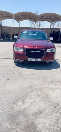 كرايسلر 300 • ٢٠١٦ • ١٢٠ ألف كم