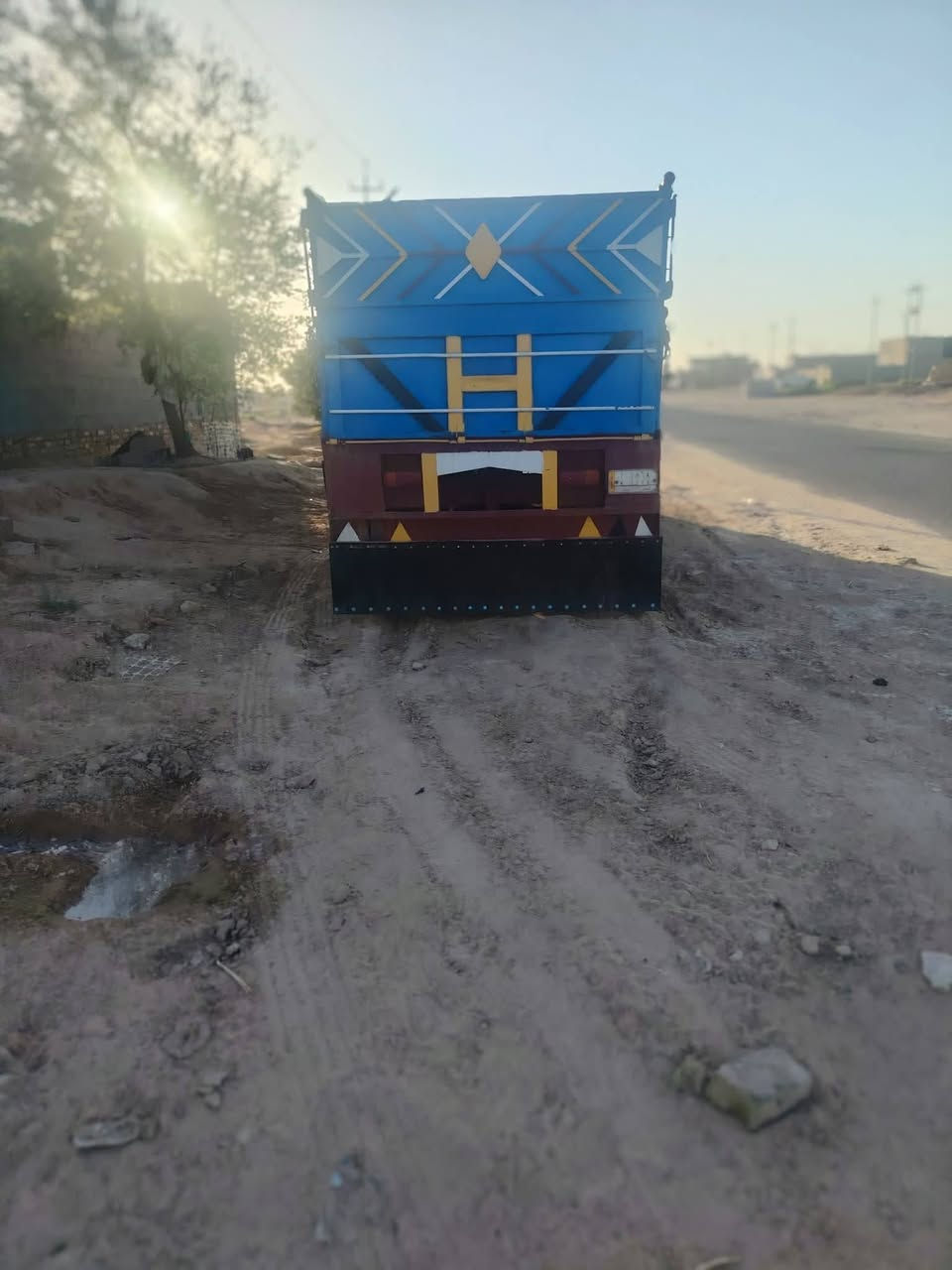 سلام عليكم 
ابوردين للبيع مديل 75 مكفول كفاله عامه 8طن ***********
