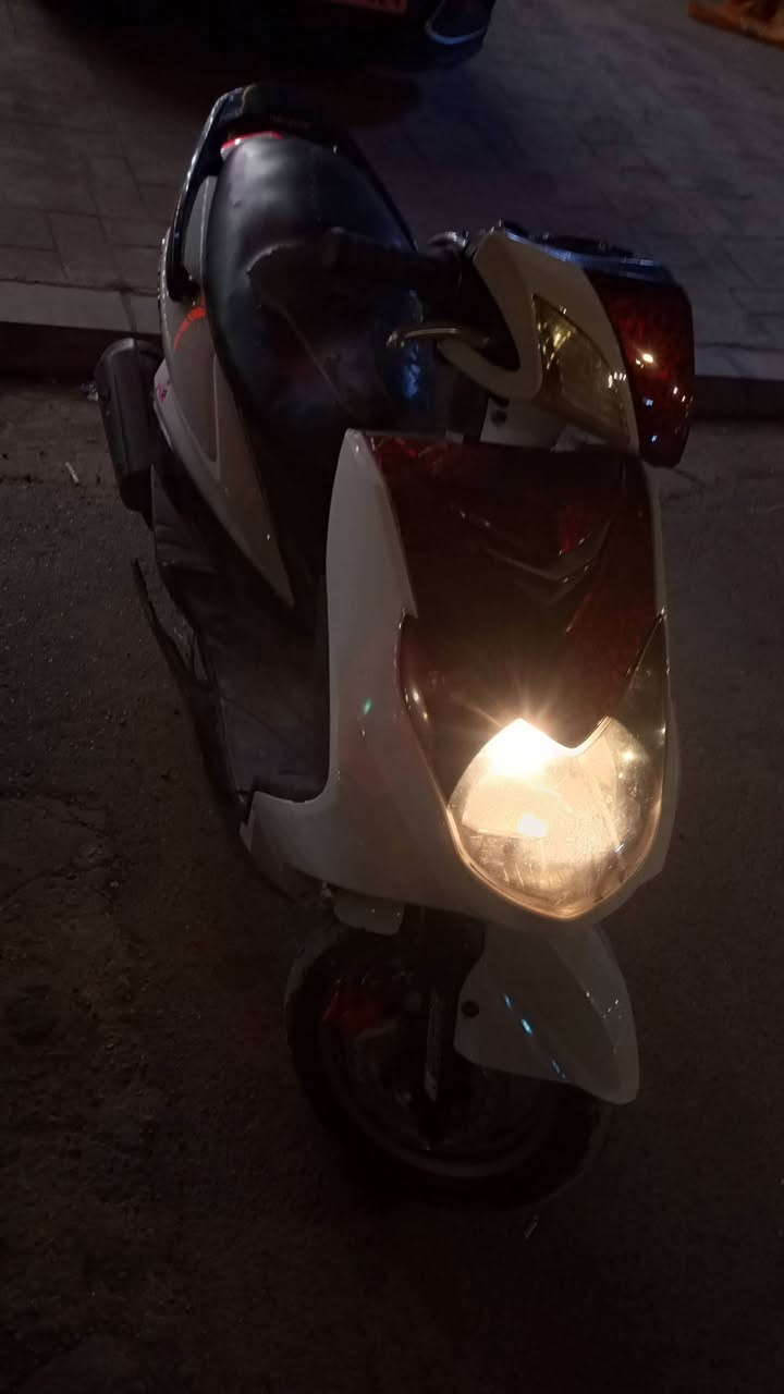 سلام عليكم سكنس فحل كابريتر للبيع كهربائيات هورن اشاير لايتات شغاله كابريتر اصلي نقصه راجز مرات يشتغل ومرات يخرط ونقص كابريتر تعبان تايرات نضيفه كفرات جدد مكينه خير من الله ناعمه للبيع او مراوس سعر 500وبيه مجال نكره بكل وقت تريشه موجوده شعندك مراوس نزل مكان بغداد حي العدل مكلف بل نشر راعيه بل اول تعليق


**إذا كنت صاحب هذا الإعلان وتريد حذفه لأي سبب، رجاءا أرسل رسالة إلى الدعم الفني**