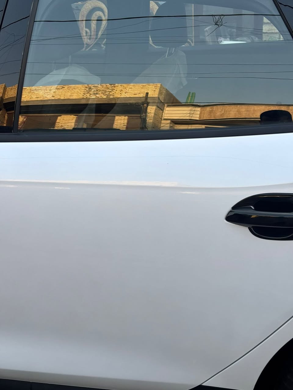 سلام عليكم للبيع جين بلاس 2025
باسمي رقم بغداد ماشيه 3 الف الممشى الكلي 
عليها كماليات خارجيه كامله 
وكماليات داخليه كامله 
درع جامة اماميه 
دوشمة الارضيه + دوسات 
اناره محيطيه داخليه كامله 
مكاني بغداد الدوره 
سعرها 18 مليون وبيها مجال حك الجيه 
واخوان الي ميعجب السعر يكلب المنشور كلشي موجود بالسوك ❤️‍🔥
*********** 
***********
