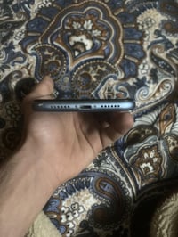 آيفون XR • ١٢٨ • بطارية ٩٠ مبدلة