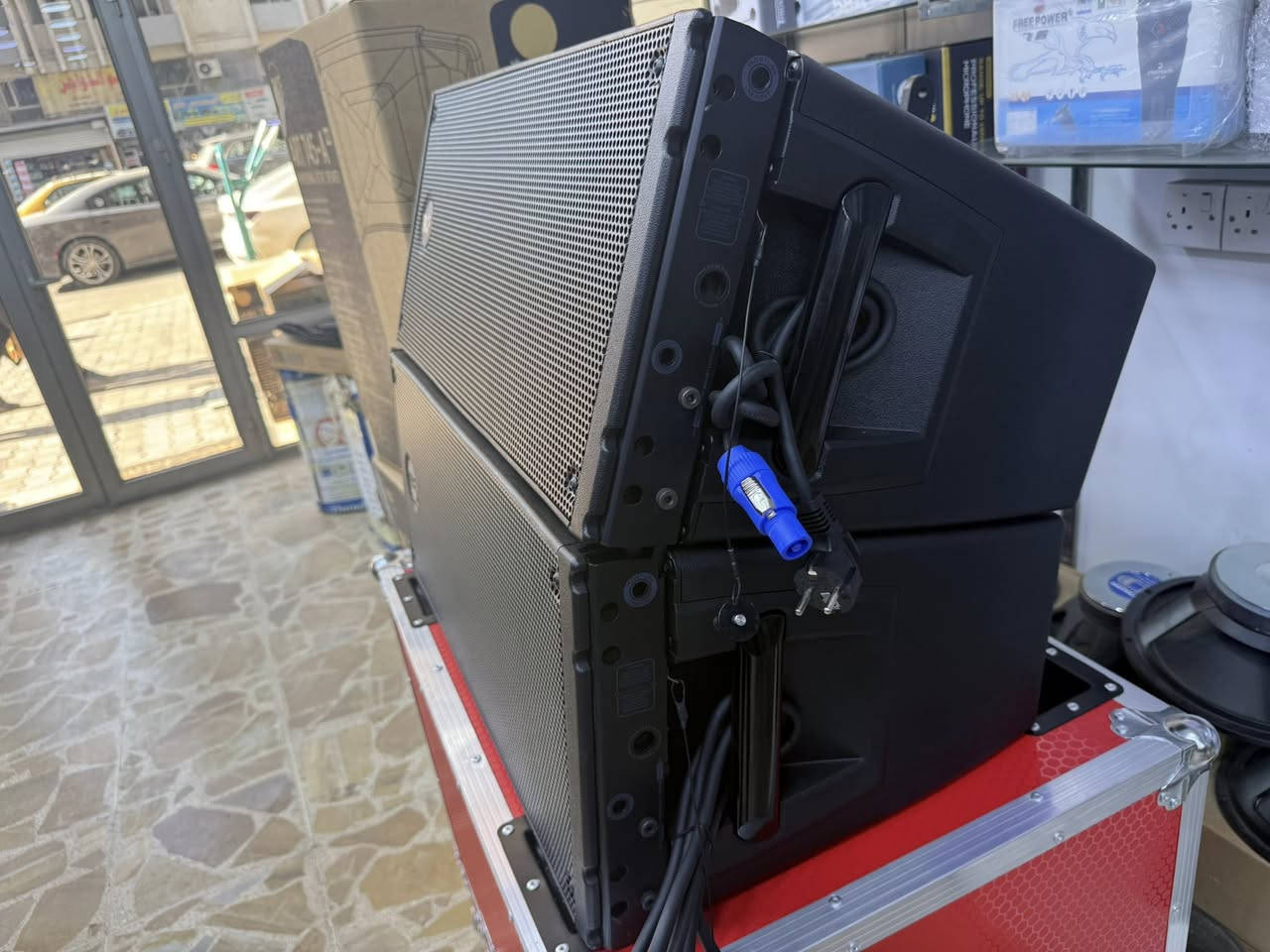 اللهم صل على محمد وال محمد
ماشاء الله 

فرونتات لاينري 20 

مع الراك 

شغل متعوب عليه بشكل موطبيعي 

السعر والتفاصيل خاص او تتصل 

***********

***********
