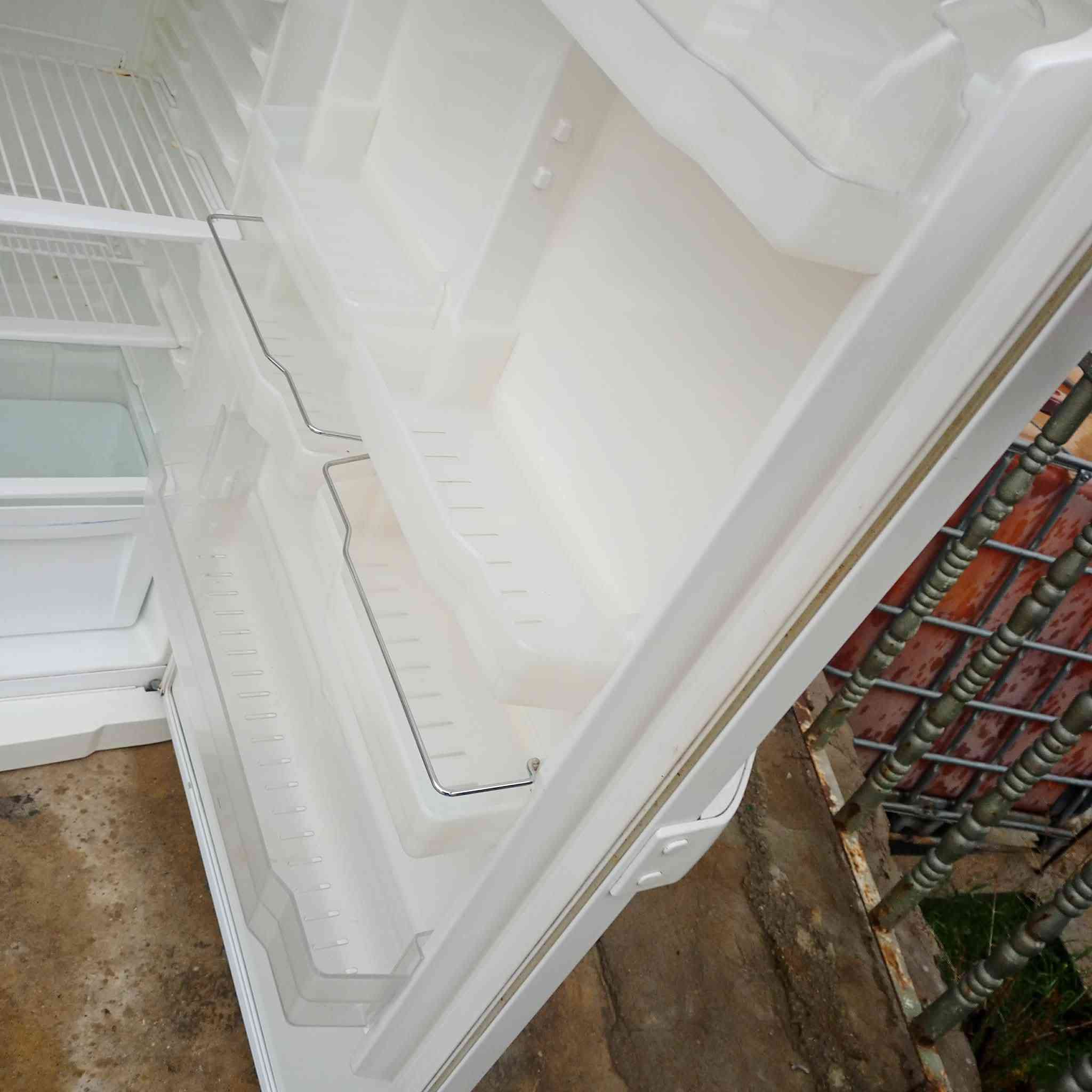 سەلاجەی 18قدم بۆ فرۆشتن  مارکەی vestel  غازوماتوری شەریکەیە زۆر بێ عەیبە نرخی 215هەزارو معاملە 
شوین سلیمانی گەیاندن هەیە
هەرچیتان هەیە وینەی بنیرن بۆتان دەفرۆشم


**إذا كنت صاحب هذا الإعلان وتريد حذفه لأي سبب، رجاءا أرسل رسالة إلى الدعم الفني**