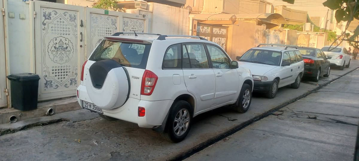 شیری تیگۆ 2014 گێر سیمی تۆماتیک ناو زە رد     سلایت سوکان ڤۆلیۆم ئاوێنە کارە بایی دوو پارچە ی سبوخ بێ ناو گرتن سە نە وی تا 2029  سعری (64) معا ملە ژمارە ی موبایل [ ***********] أربيل, العراق
