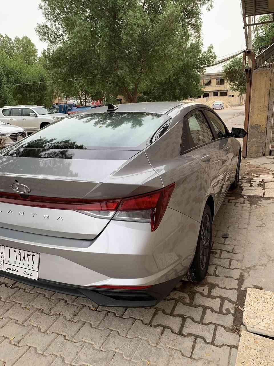 السلام عليكم
للبيع  النترا 2023

وارد امريكي  مرقم وكامل كربلاء  معوقين   باقي سنتين وتنفك باسم والدي بدون قاصرين حادثه باب السايق ومبدل نفس اللون السياره مكفوله من قطره صبغ موجوده صوره الحادث بالصور 

مواصفات السيارة :

١-رادارات اماميه جانبيه خلفيه.

٢-نظام تحديد مسار وقياده ذاتيه.

٣- بصمة تشغيل وبصمة ابواب وجنطه وتشغيل عن بعد.

٤-شاشة كبيرة وكامرة خلفية وشاشه اعطال.

٥-محرك ٢٠٠٠ والسياره ماشية 80  الف  وقابل للزيادة.

٦- مدوشمة كشنات جلد وارضيه  .

٧-درايف مود (سبورت،نورمال،سمارت

مكان السيارة كربلاء 

السعر 138 $ وبيه مجال  

 ***********
