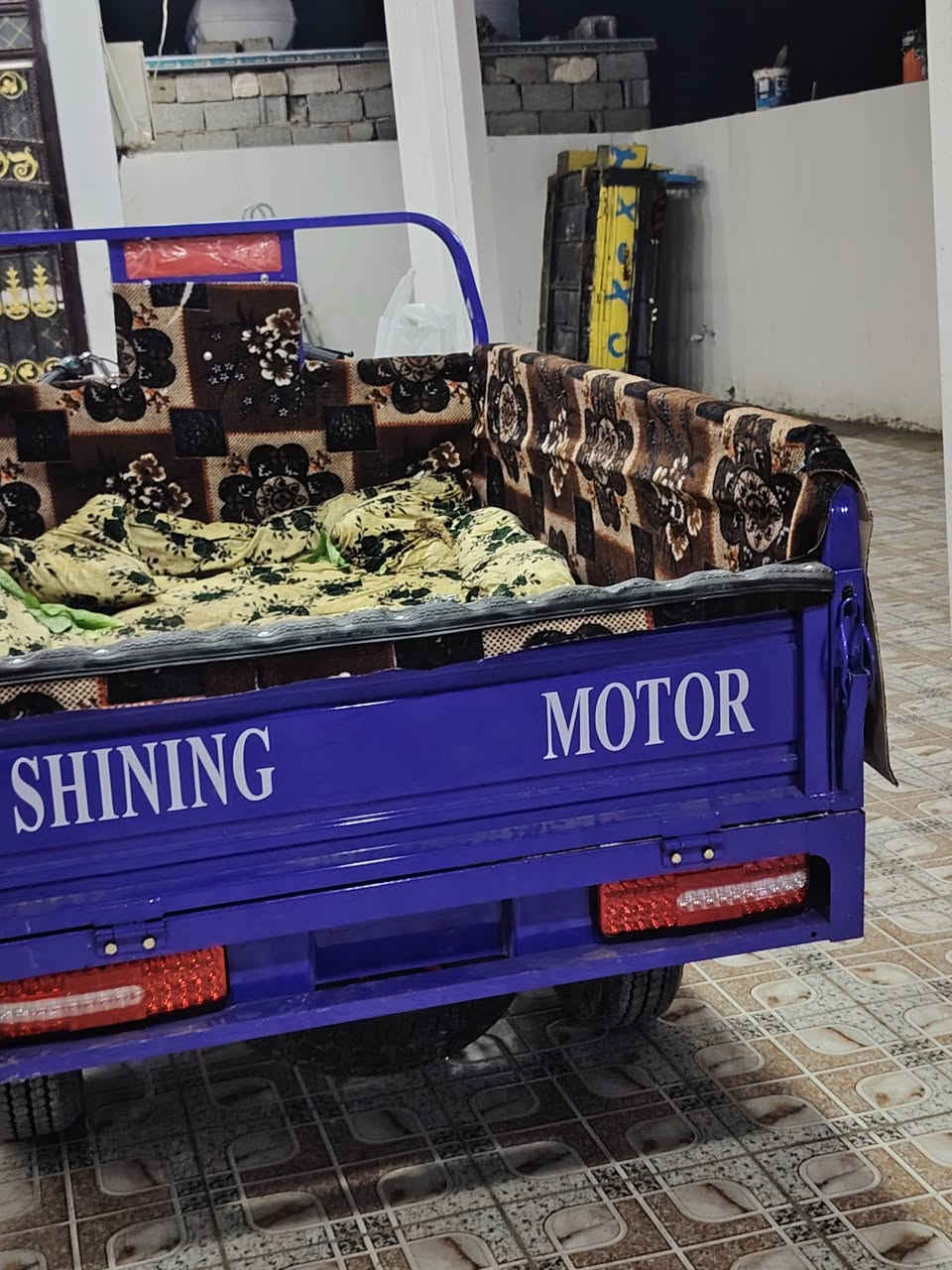 ستوته للبيع 23 والسعر2550 وبيها مجال


**إذا كنت صاحب هذا الإعلان وتريد حذفه لأي سبب، رجاءا أرسل رسالة إلى الدعم الفني**