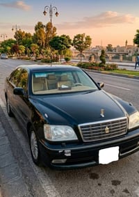 كراون • ٢٠٠٠ • مكينة ٢٥٠٠
