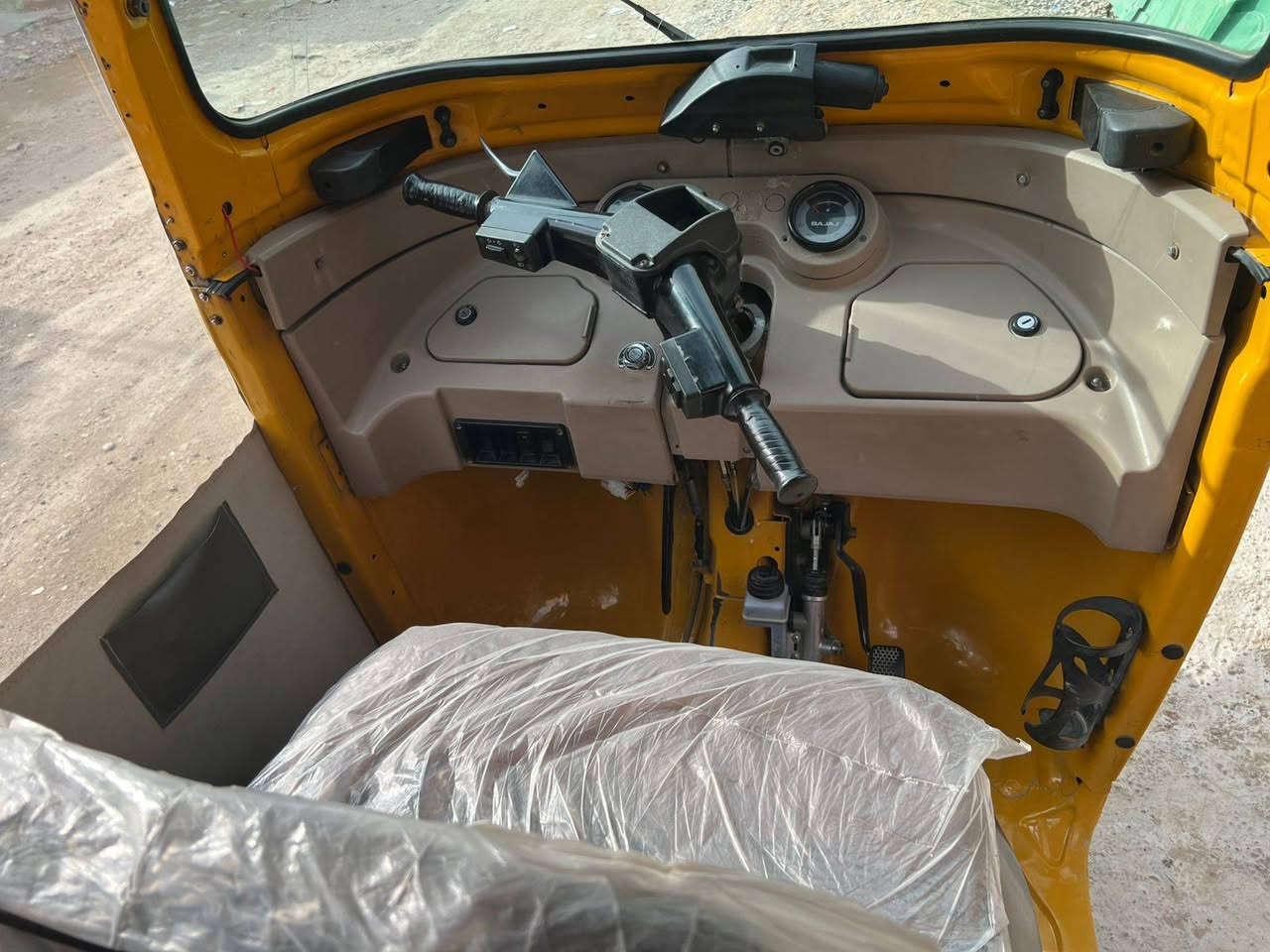 السلام عليكم تكتك 20 شهر 11 رقم وسنوية انكليزي  مكينه كفاله من تنقيص وتبخير جاهزه من كلشي مكان العبيدي حي السفير  سعر 7000 وبيها مجال حك الجيه ***********
