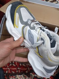 بلنسياكا • نظافة ١٠٠٪