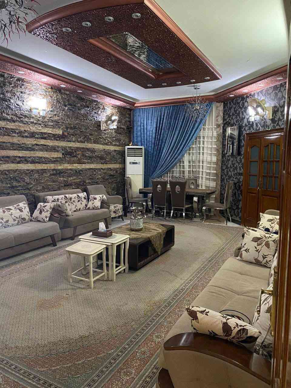 _فرصة استثمارية تجارية راقية جدا .....
بيت للبيع ٣١٢متر vip على الشارع العام التجاري /حي الجامعة
تفاصيل اكثر الاتصال او مراجعة مكتبنا....
***********
