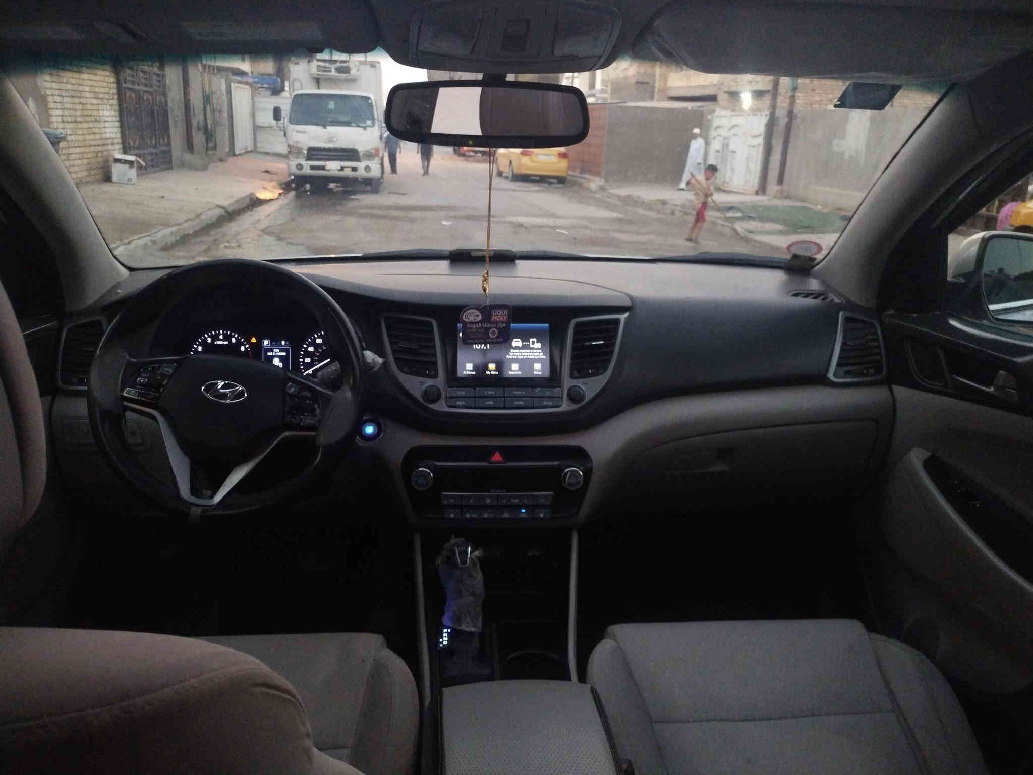 سلام عليكم توسان وراد أمريكا موديل 18 فول الفول الأخير واحد عل واحد بدون ايرباك بدون صبغ بدون تبديل بيه أربع اصابع فقط بل بنيد سيار بغداد بسمي تحويل ثاني يوم مكينه الف وستميه تيربو السعر 157 وبيه مجال الشراي العنوان بغداد شراي يتصل ***********
