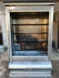 شوايه كبيره تاخذ ٥شيش دجاج للبيع السعر اتصال07779704580