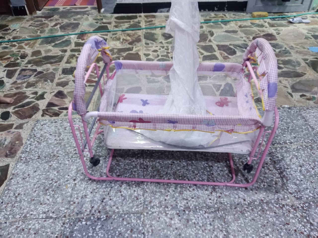 سلام عليكم للبيع واحد مستعمل واحد مامستعمل نجف يم المطار اليردهن يراسني خاص ابو الجرار مامستعمل


**إذا كنت صاحب هذا الإعلان وتريد حذفه لأي سبب، رجاءا أرسل رسالة إلى الدعم الفني**