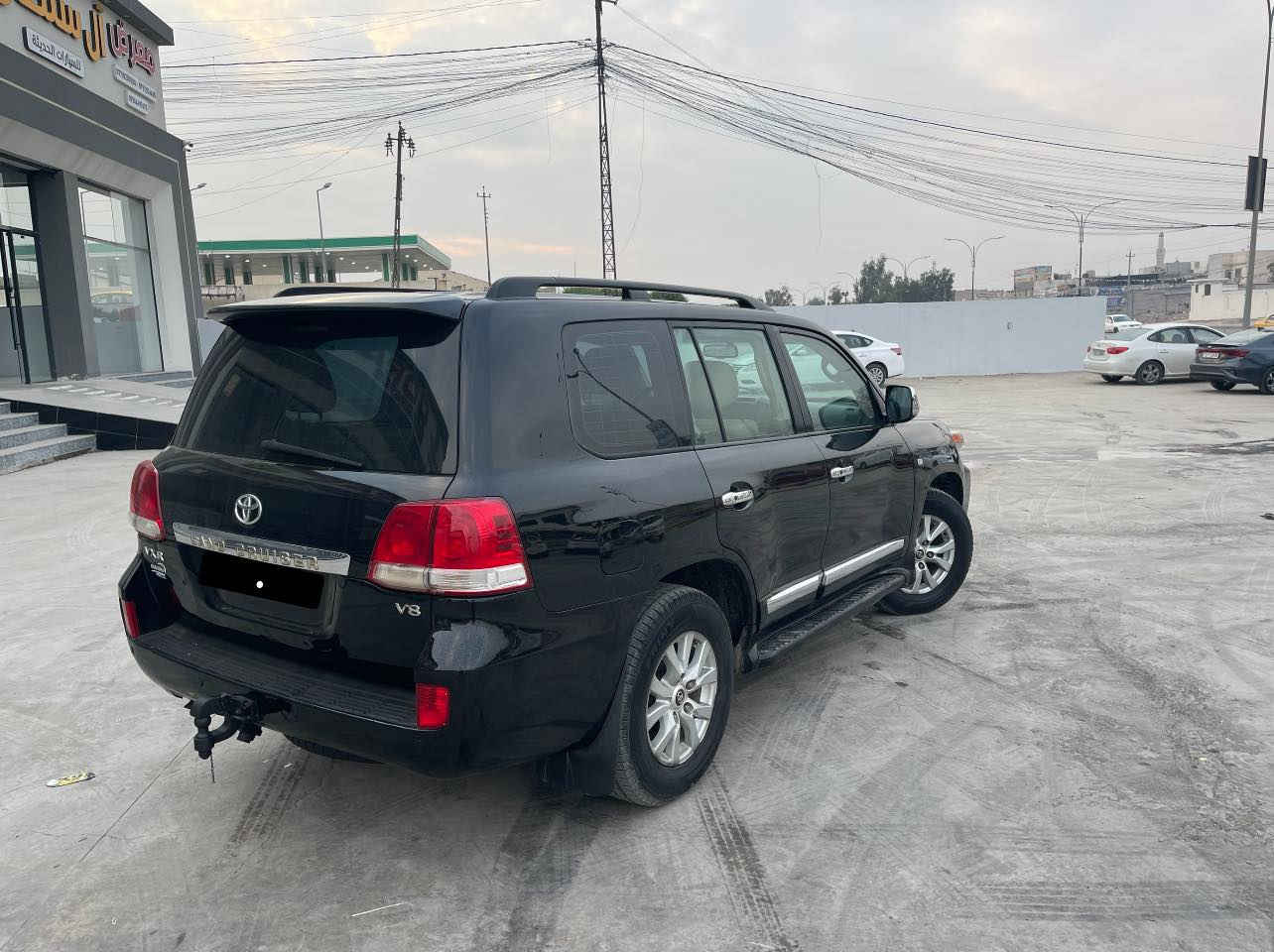 السلام عليكم
لاند گروز                                 
LAND CRUISER
موديل 2009
VXR
محرك 5.7
گير ومحرك شرط
فوول مواصفات 
فتحة سقف 
حساسات 
شاشة بلادي 
كشنات جلد 
داخل بيجي
تطعيمات صاجي
ثلاجة 
مكفولة من الضربة 
وجاهزة من كلشي 
مكان السيارة اربيل 
للاستفسار 
***********
