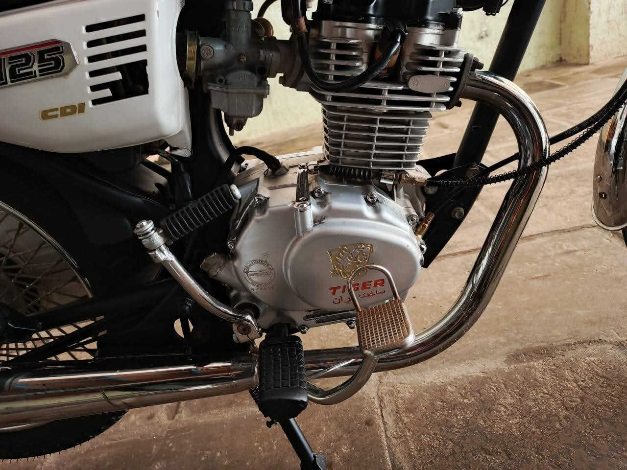 سلام عليكم اربعه كير تايكر اوراق اسكنر موديل 2022 مكفولة كفاله عامه محرك برغي ما مفتوح علا بلاد بيهه تخم تاير جديد كهربائيات كلهه شغاله دراجه كلش نضيفه وجاهزة مال جنيان مكانها الديوانيه تفاصيل اكثر أتصل خاص ماجاوب فقط تصال ***********
