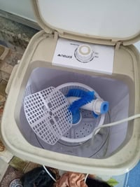 غساله • حجم زغير • لغسيل احذيه