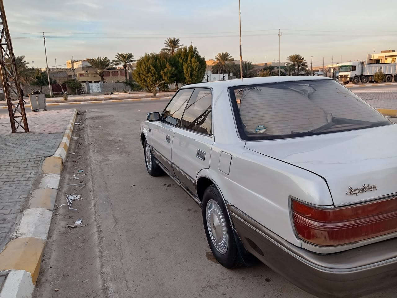 السلام عليكم هارتوب نفخ موديل 91 السياره جديده مكينه وكير وحداديه تخم تاير رقم بغداد انكليزي تحويل ثاني يوم تبريد شغال كهربائيات كله شغال واحله من الصور دواخل جديده المكان واسط السعر 42 الرقم ***********
