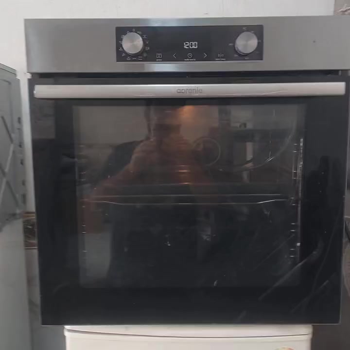 فرن كهربائي باله كويتيه شرط الشغل مال كاونتر صناعته واربيه العنوان البصره قضاء المدينه خلف محطة الوفود الحكوميه البدران للإستفسار عل خاص ***********
