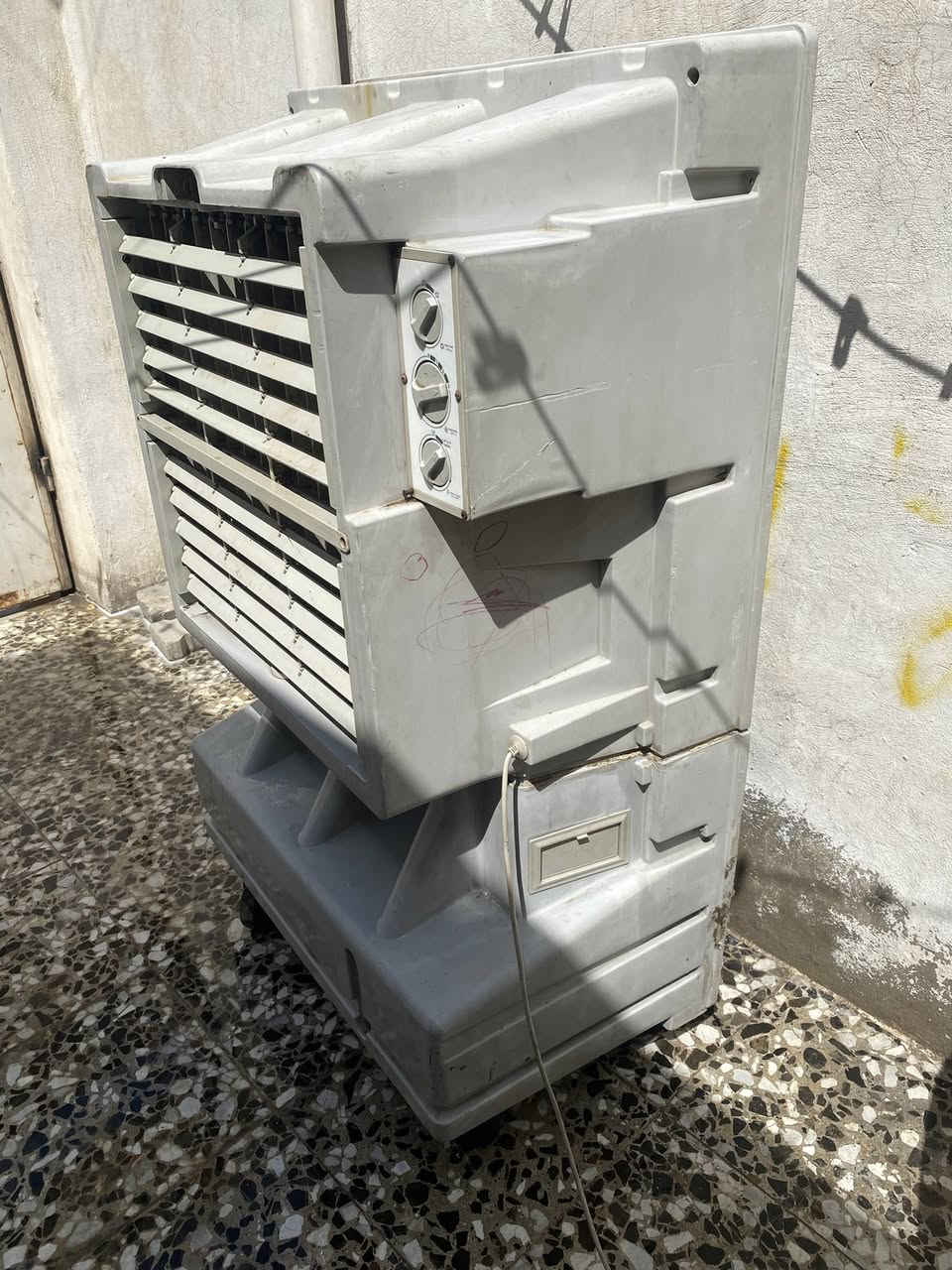 مبرده كبيره وأسعر كلش مناسب شغاله ١٥٠ الف كبيره مال فواتح اعراس


**إذا كنت صاحب هذا الإعلان وتريد حذفه لأي سبب، رجاءا أرسل رسالة إلى الدعم الفني**