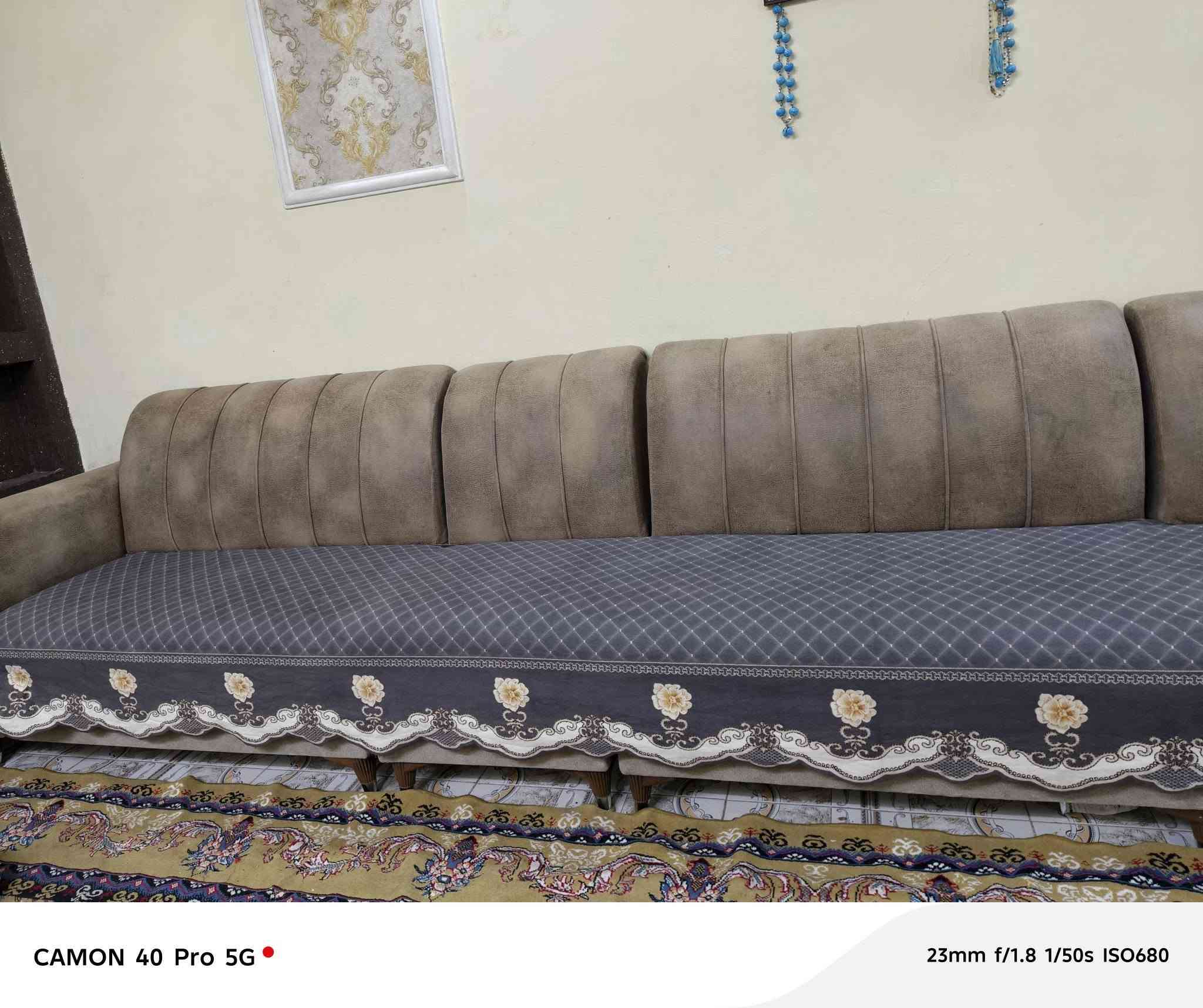 السلام عليكم #تخم للبيع 
7 قطع جديد ونضيف مصار هؤاي اخذنا
ويا مفارش تخم هديه
السعر ٣٥٠ وبي مجال هؤاي  عنوان بغداد 
***********
