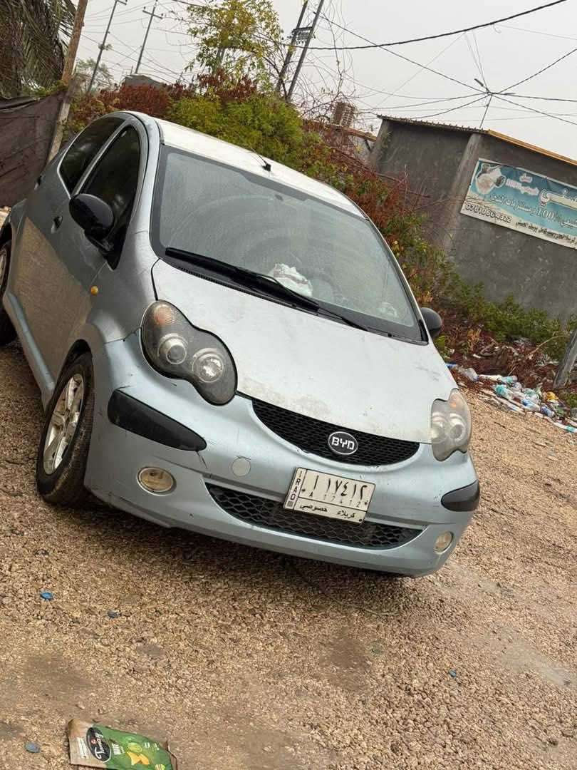 السلام عليكم
بي وايدي f0 2013 

بيه كير مكينة كورلا بيكانشو 1600 اوتو  يعني انسى لعطلات

لون سمائي رقم كربلاء 

مكفوله من حادث بيه صبغ مكانات اثر تعمير خياس 

 

داخل اسود سياره كلش حلوه قتصادية جدآ 

سعره 40 

مكانه بابل الهاشمية 

رقم ***********
