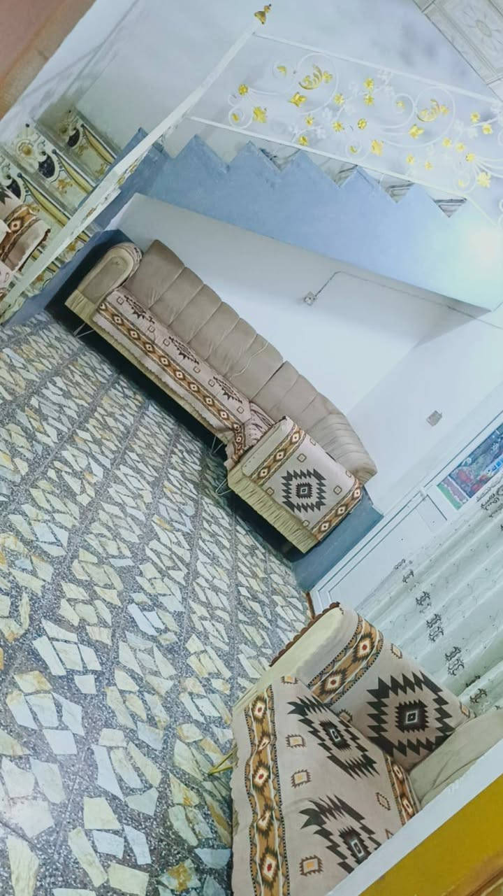 #دار للبيع  100م #السعر 43وبي مجال  
نجف  حي ميسان الزراعي #مقابيل العسكري قرب مدرسه در النجف الاهليه 
#يحتوي علىٰ غرف وصاله وستقبال ومطبخ وصحيات  ومخزن فوك 
ريتاج المندوبه المندوبة علا للعقار @إشارة   
***********
#اتصال +واتساب
كله طرف ريتاج
