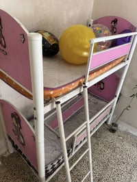 أثاث أطفال • للبيع