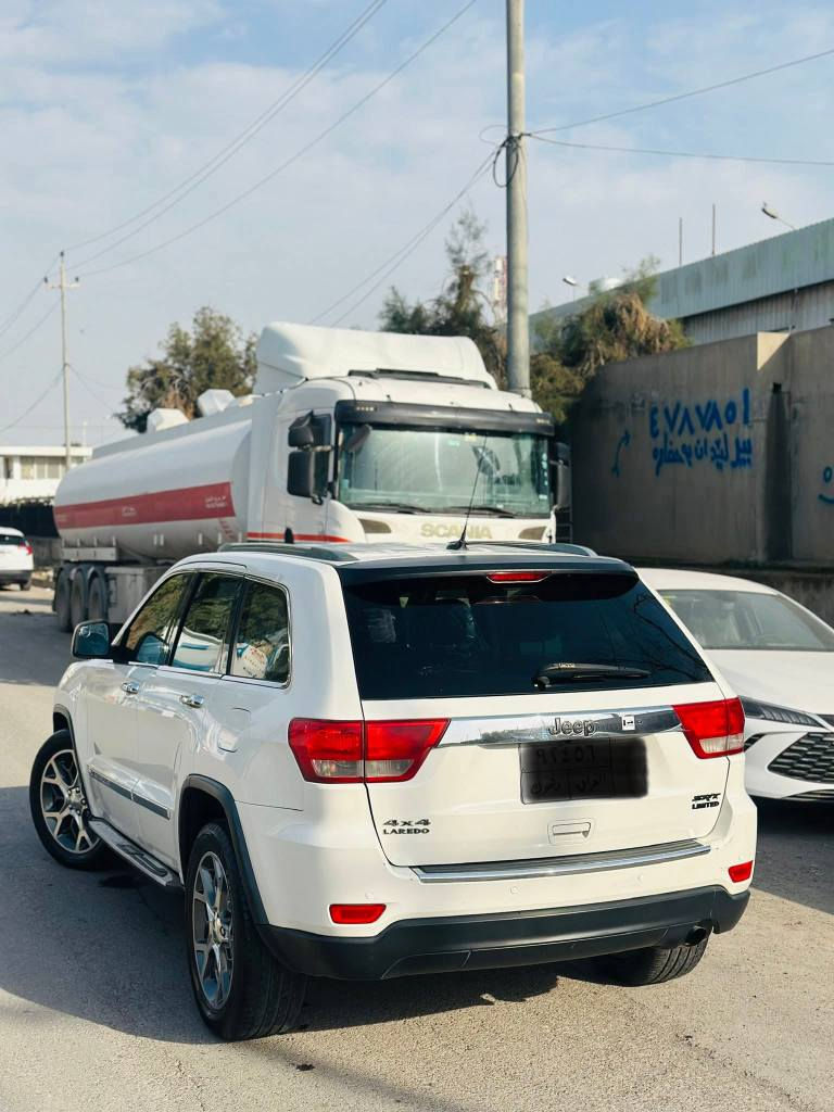 عندي جيب لاريدو

موديل2011

لون ابيض تخبل سياره ماشالله🤍

سياره بيها ٢قتعه سبغ بدون دواخل بدون ارباگ 

گير محرك تبيرد صدر عداديه كلشي بشرط

دينار مصاريف مابيها 

سياه فور ويل 

رقم دهوك  سياره

سعرها155بيها مجال

مكان اربيل

واتساپ۰۷٥۰۱٤۰٤۷٤۷واتساب أربيل, العراق


**إذا كنت صاحب هذا الإعلان وتريد حذفه لأي سبب، رجاءا أرسل رسالة إلى الدعم الفني**